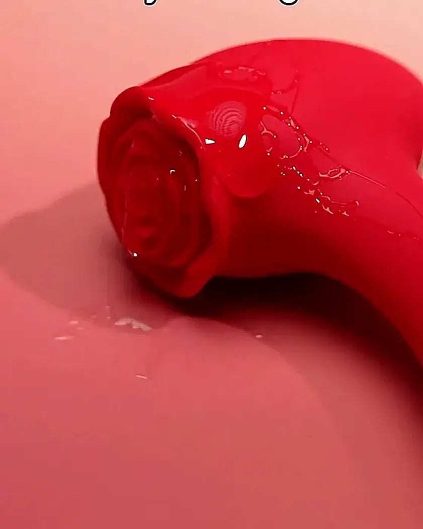 Close-up of Rosé Sonic Bloom showing the bloom and hidden pearl motion detail