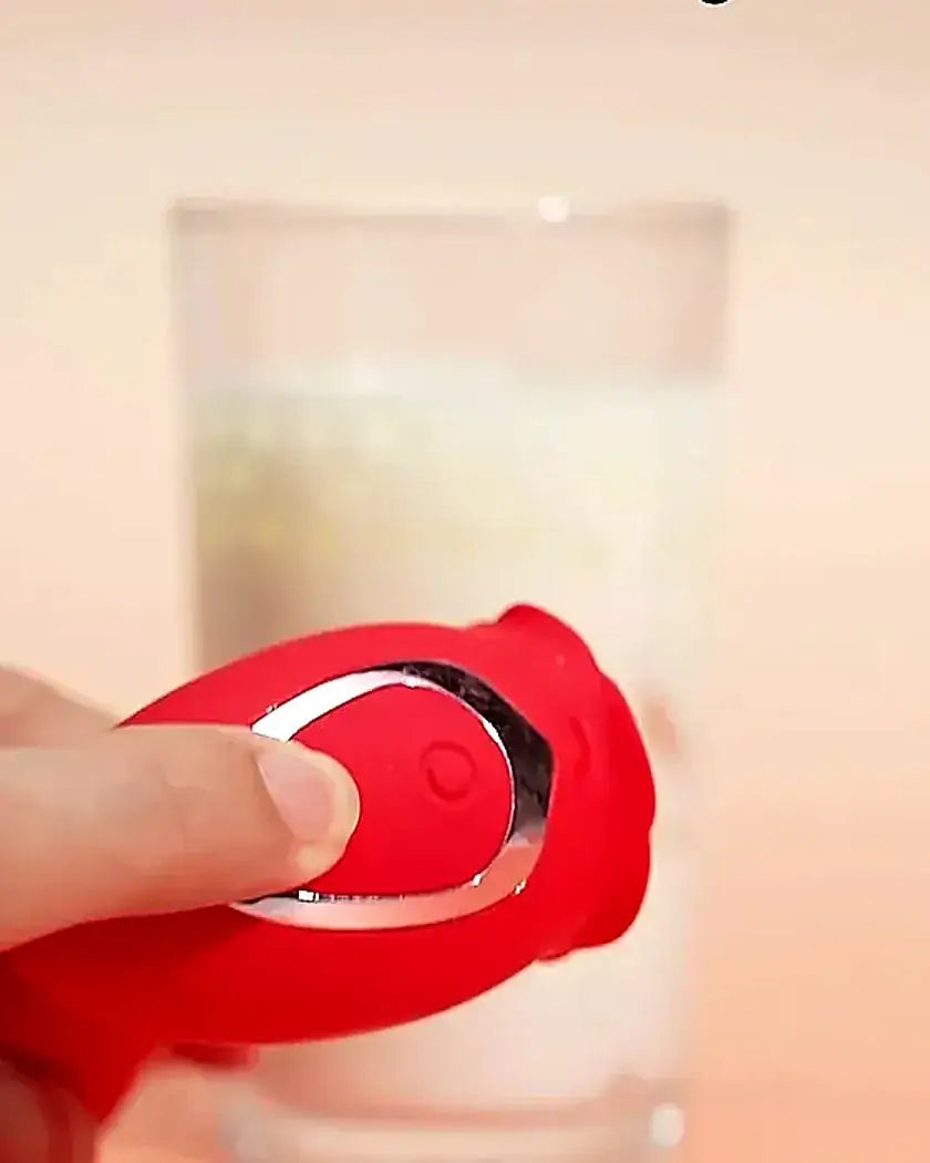 Rosé Sonic Bloom one-hand control detail and pattern adjustment